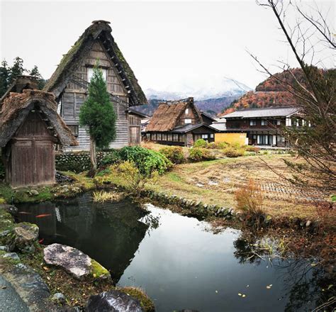 Explore the most beautiful village in Japan: Shirakawa-go 白川郷 – CARRY ...