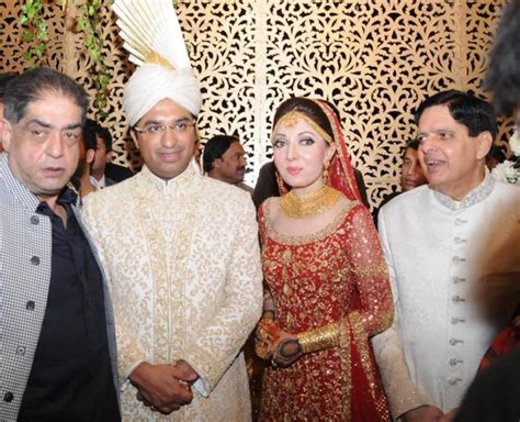 sharmila farooqi husband – Style.Pk