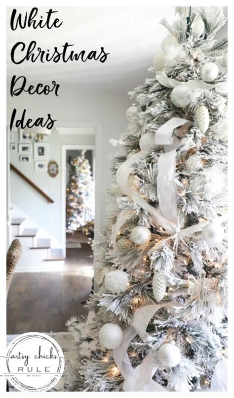 White Christmas Decor Ideas (dining room & foyer) - Artsy Chicks Rule®