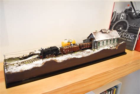 Brand new Diorama for displaying a N scale train set with displaying ...