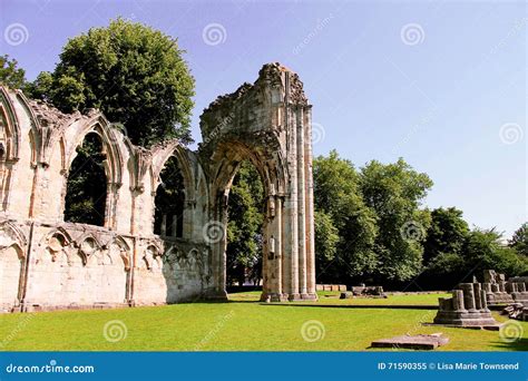 Ruins in a Garden stock image. Image of historic, england - 71590355