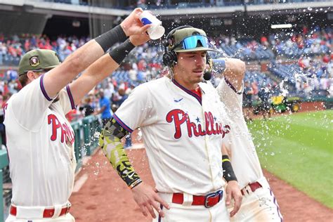 Bryson Stott's pinch-hit homer highlights Phillies' bench's impact ...