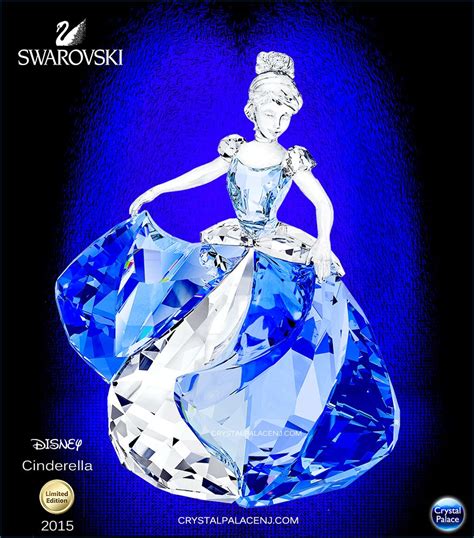 SWAROVSKI DISNEY CHARACTERS | Swarovski crystal figurines, Disney decor ...