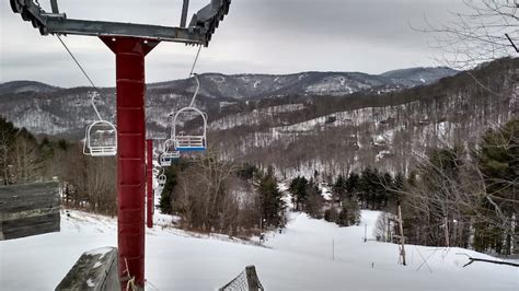 6 Best Places for Skiing in North Carolina (+ Ski Resort Info)