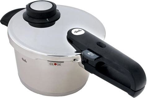 Fissler Vitavit Premium pressure cooker 2,5 l with steam basket ...