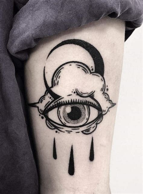 33 Bold Illustrations Blackwork Tattoos - Ninja Cosmico