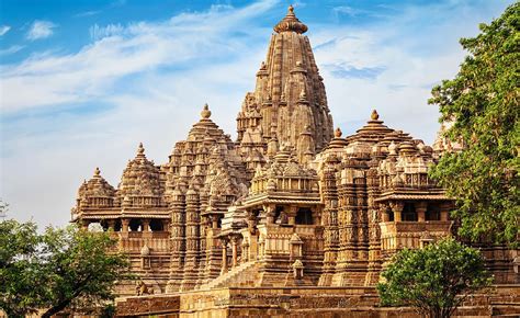 Know About Khajuraho - The Mythical Indian City of Love & Spirituality