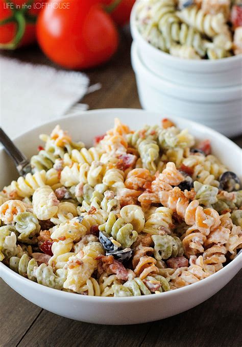 bacon ranch pasta salad with ranch dressing