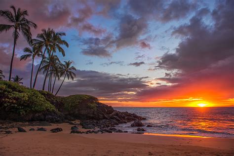 Ulua Beach, Maui [1600x1068] photo by mojo2u : EarthPorn