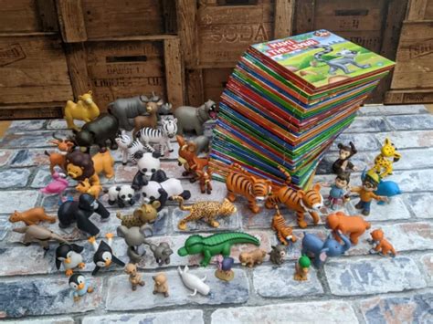 DEAGOSTINI MY ZOO Animals Book and Toy Figure Bundle - 32 Books £174.95 ...