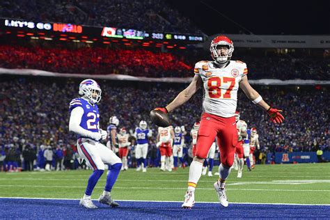 Travis Kelce had classy words for Josh Allen after playoff loss | Marca