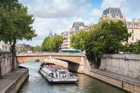 The Top 8 Paris Boat Tours and Seine River Cruises