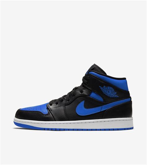 Air Jordan 1 Mid 'Hyper Royal' Release Date. Nike SNKRS