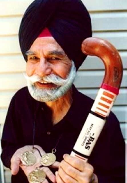 Balbir Singh Sr. Age, Death, Wife, Children, Family, Biography & More ...