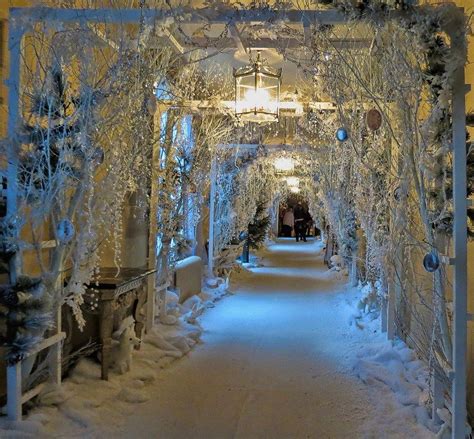 Chatsworth House | Winter wonderland decorations, Winter wonderland ...