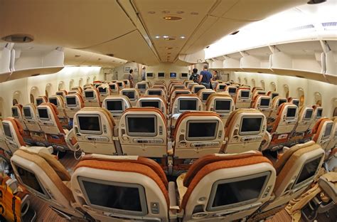 Airplanes Technology: AIRBUS A380 INTERIOR ECONOMY CLASS