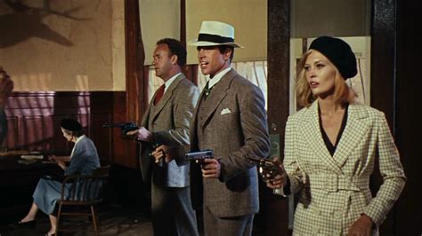 Bonnie and Clyde (1967) | Qwipster | Movie Reviews Bonnie and Clyde ...