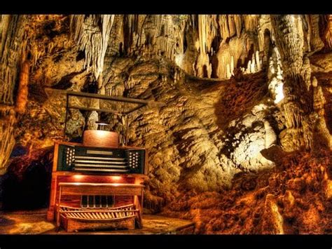 The Great Stalacpipe Organ (Luray Caverns) - YouTube