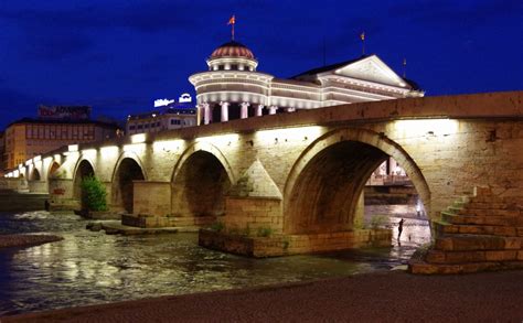 Stone Bridge Skopje, Macedonia - PentaxForums.com