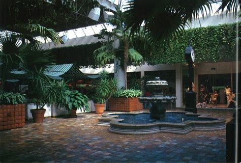 VHS Power | Vintage mall, Courtyard design, Shopping mall design