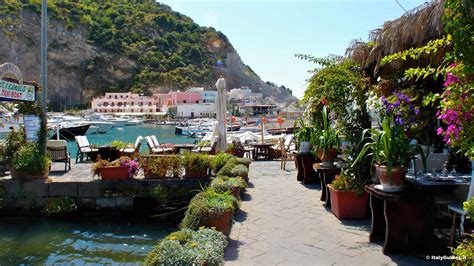 Pictures of Ischia, photo gallery and movies of Ischia, Italy ...