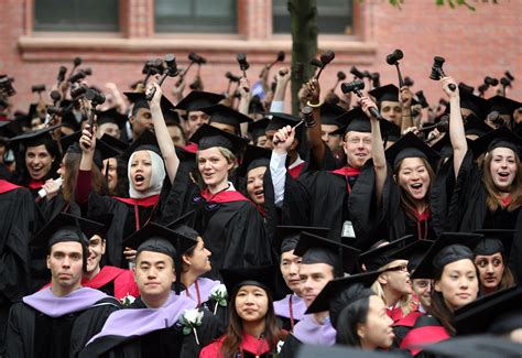 Harvard Law Student Faints Mid-Argument and Carries On, Sparks ...