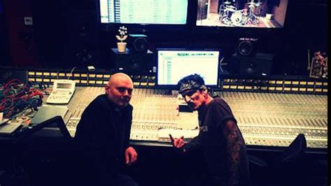 Tommy Lee drums on new Pumpkins record | Louder