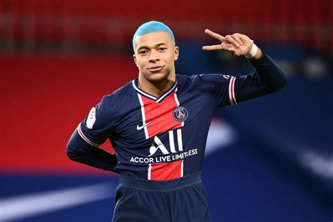 Report: Mbappe Remains Unsure About Future With PSG - PSG Talk