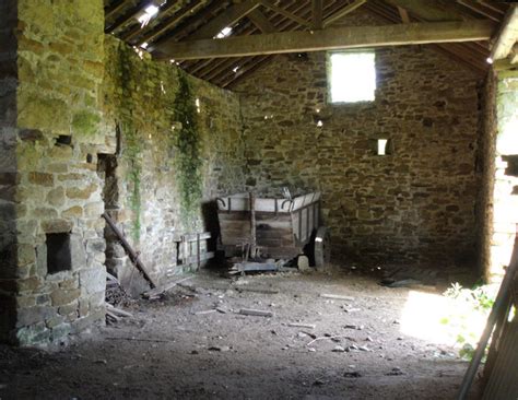 Stone barn interior © Stephen Burton cc-by-sa/2.0 :: Geograph Britain ...