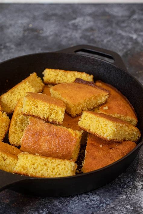 Skillet Cornbread Recipe - Dinner, then Dessert