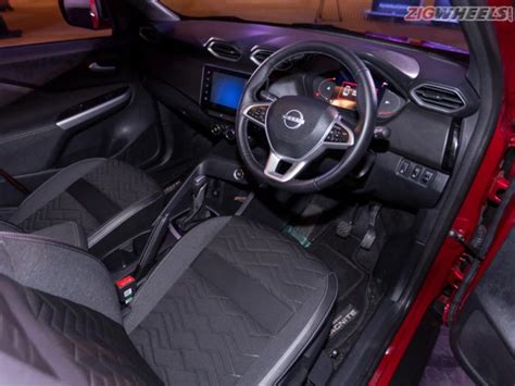 Nissan Magnite Detailed Interior and Exterior Features on Each Variant ...