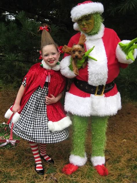 Cindy Lou Who and the GRinch | Grinch costumes, Whoville costumes, Diy ...