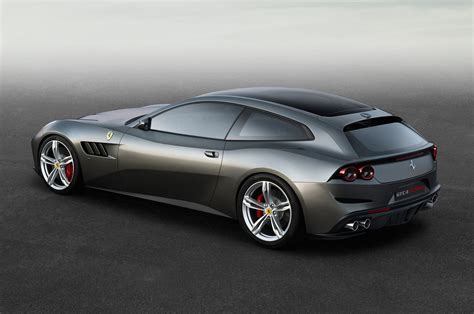 Ferrari GTC4Lusso Wallpapers