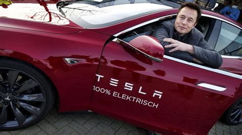 Elon Musk's net worth drops below $200 billion as Tesla shares ...