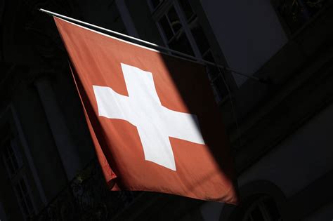 Swiss Economy Expanded Slightly in First Quarter - WSJ