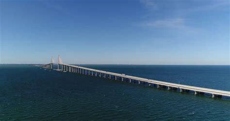 Traffic Busy Bridge Florida Tampa Clearwater Memorial Causeway Bridge ...