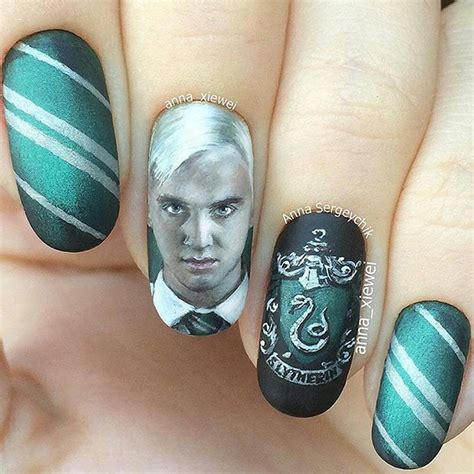 58 Harry Potter Nail Art Ideas That Are Pure Magic | Bored Panda