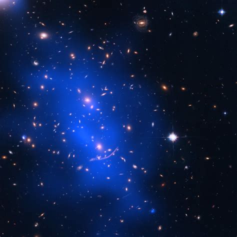 Galaxy Cluster Abell 370 | Located about 4 billion light yea… | Flickr