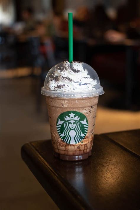 Starbucks Mocha Cookie Crumble Frappuccino: Review | Foodology