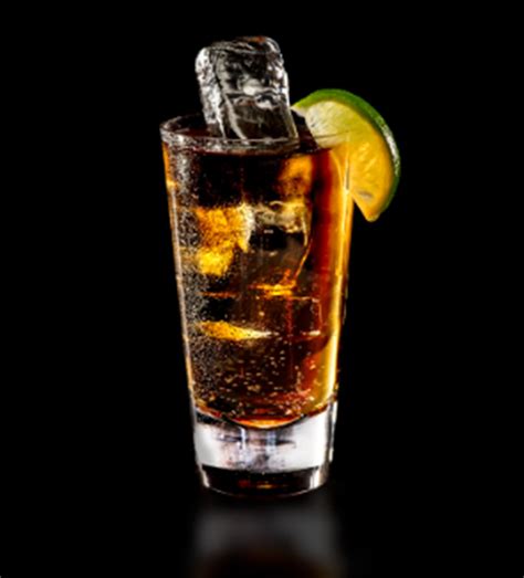 3 whisky cocktails you can make yourself this Valentine’s Day | GQ India