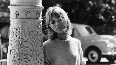 Jane Birkin: Artist and style icon's life in pictures - BBC News