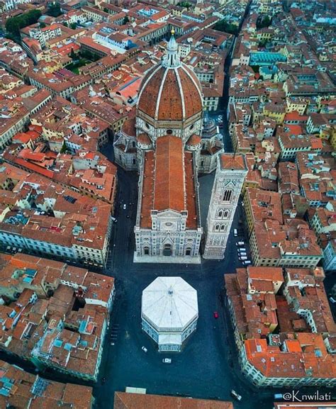 Aerial view of Piazza del Duomo in Florence, Italy [788x960] | Italy ...