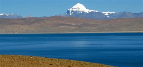 Holy Mount Kailash & Sacred Lake Mansarovar Tour Package - Akshar