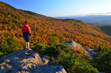 Stowe, Vermont Hikes: Stowe Pinnacle | Go Stowe