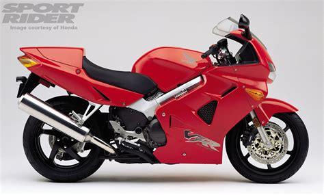 Honda VFR 800, next Year 😘 | Sport bikes, Honda vfr, Motorcycle culture