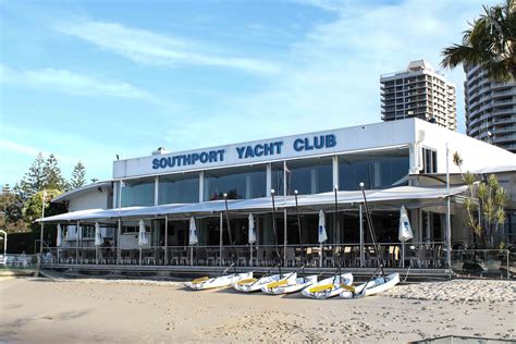 Waterfront Restaurant - Southport Yacht Club