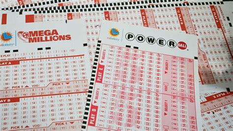 Mega Millions jackpot grows to $820 million after no big winners Friday ...