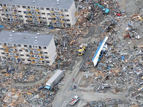 Five Years Later: The Great Sendai Earthquake | Britannica.com