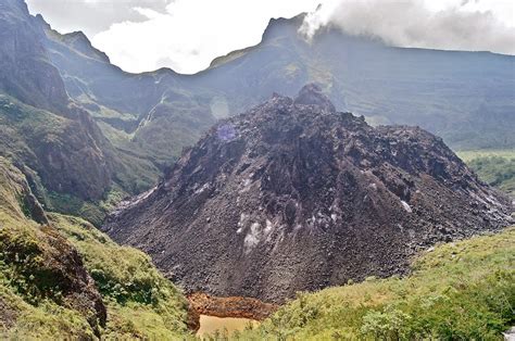 Sejarah Gunung Kelud - Homecare24