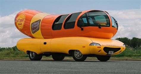 GIANT WIENER: Get Paid To Drive Around The USA In A Big Old Hot Dog Car ...